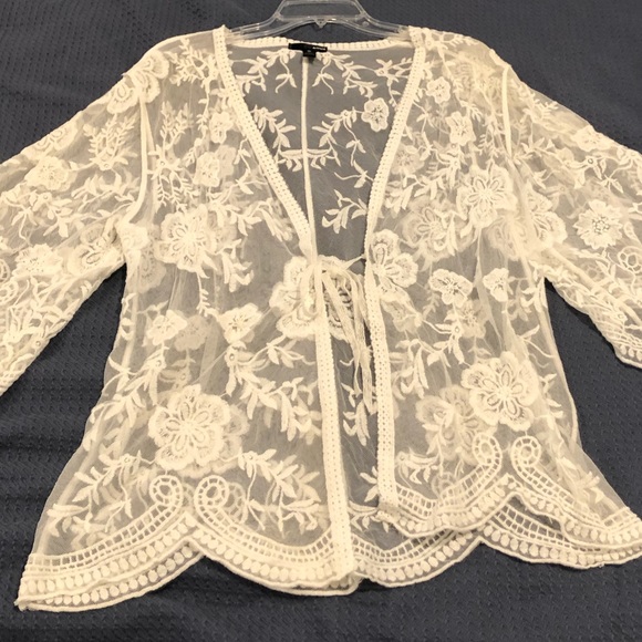 AQUA Sheer Lace Cover Up Kimono - Picture 2 of 7